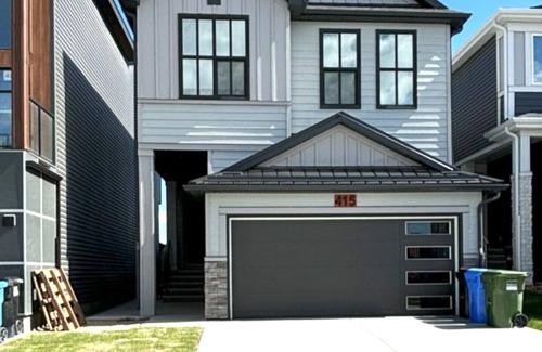 Keith House | City Living with easy access to the mountainsnAn hour away from Banff