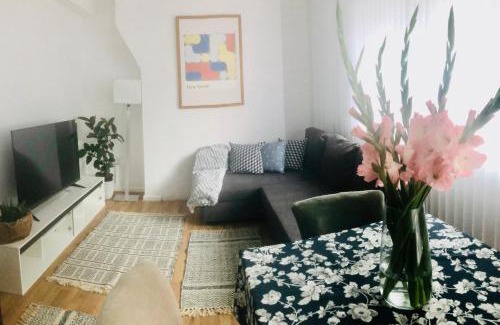 Hoxton West Apartment | City location- 2 bedroom apartment