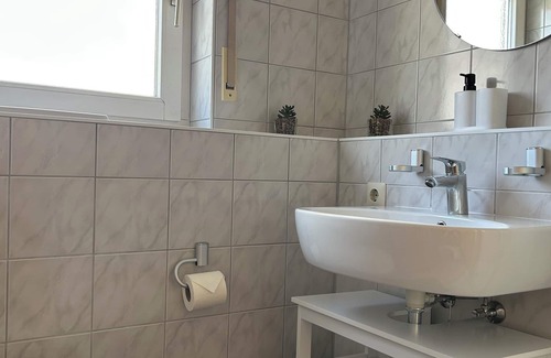 Trossingen Apartment | City-Nest I Balcony I Netflix