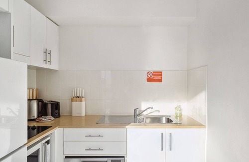 Darlinghurst Apartment | City Pad with Hyde Park Views, Walk to Everything!