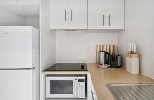 Darlinghurst Apartment | City Pad with Hyde Park Views, Walk to Everything!