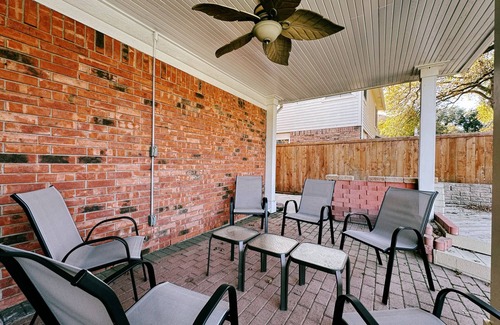 Flower Mound House | City Retreat w/Pool & Near Lake