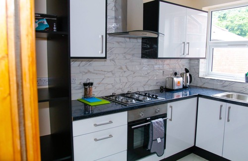 Edgbaston Apartment | City Road Birmingham Superior Studio from Oofy - Studio 5