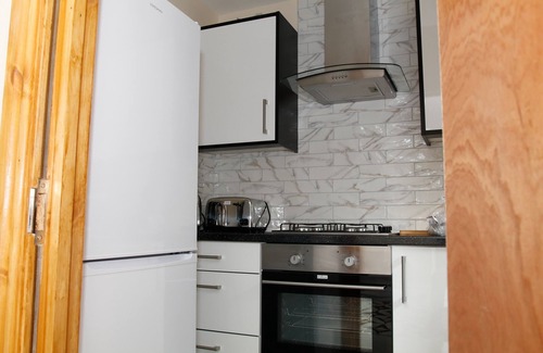 Edgbaston Apartment | City Road Birmingham Superior Studio from Oofy - Studio 2