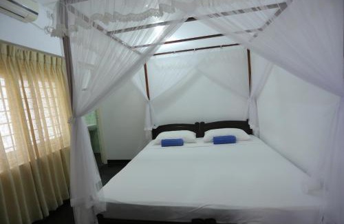 Anuradhapura Bed & Breakfast | City Tourist Rest