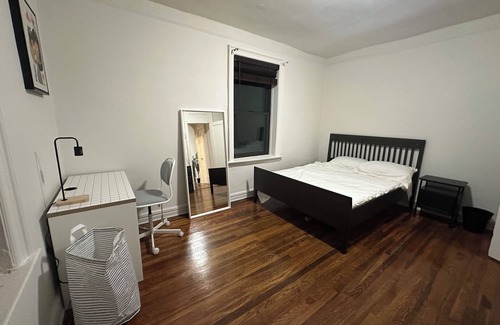 Fort Greene Apartment | City Views! Large 1-Bedroom in the heart of Fort Greene