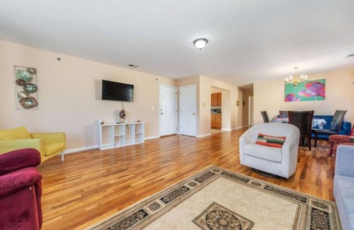 Ironbound District Apartment | CityLuxe Modern 3BR Near NYC + Free Parking.
