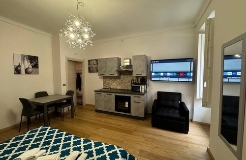 Sassari Apartment | Civic 22 WIDE ONE-ROOM APARTMENT IN THE CENTER OF SASSARI.