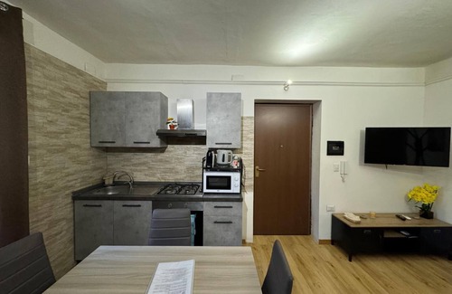 Sassari Apartment | CIVIC19 4PAX LARGE ONE-BEDROOM APARTMENT IN THE CENTER
