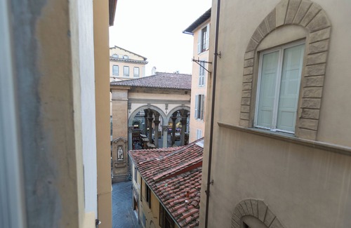 Duomo Apartment | CIVICO N.1 - Luxury Apartment in Piazza Signoria with Kitchen