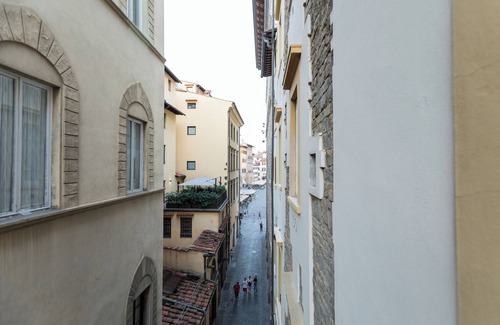 Duomo Apartment | CIVICO N.1 - Luxury Apartment in Piazza Signoria with Kitchen