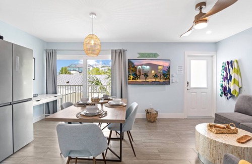 Siesta Key Village House | CJs on Siesta | Pet Friendly, Located in Siesta Key Village, Steps to Siesta Key Beach!