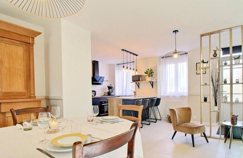 Elven House | ClémentIne - ELVEN - Gîte