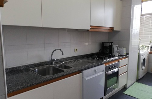 Vila Nova de Gaia Apartment | Close to the beach and port