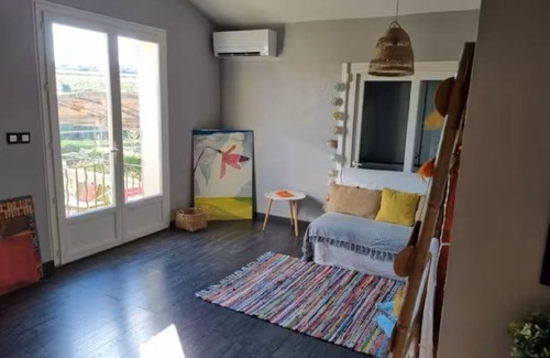 La Tour-d'Aigues House | Clame country house