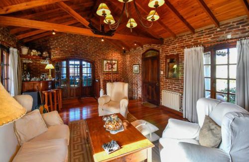 Tandil House | CLARA EN EL CERRO casa