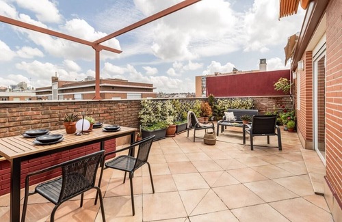 Cuatro Caminos Apartment | Clarac - 2 bedrooms and terrace in Azca