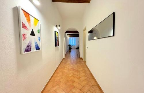Oltretorrente Apartment | Claretta