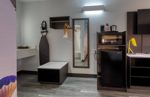 Decatur Hotel | Clarion Pointe Decatur Downtown