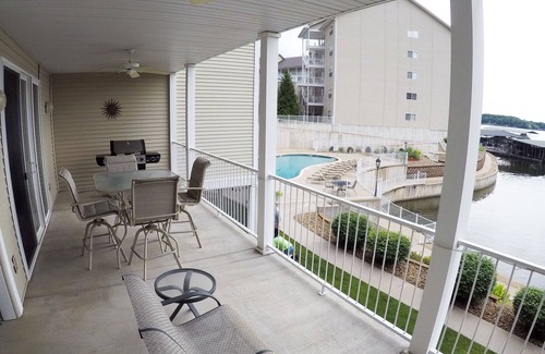 Gravois Mills Condo | Clark's Keep is ready for your next VACAY!