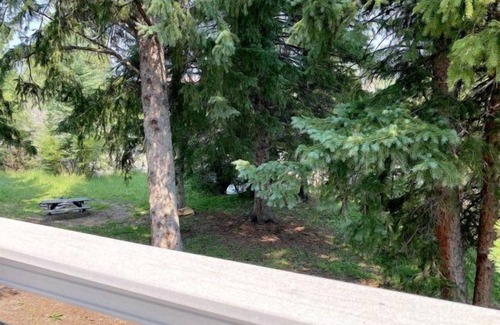 Cody House | Clarks Fork Crossing, located off the Chief Joseph Scenic Byway with river access!