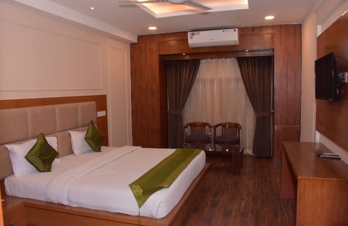 Baddi Hotel | Clarks Inn Express Baddi