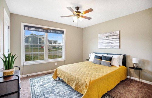 Clarksville House | Clarksville Oasis - Spacious 3-Bedroom Home with Pet-Friendly Amenities