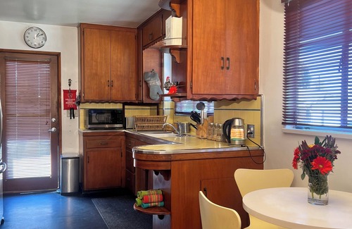 South Arroyo House | Classic 1950 Mid Century Modern Home in the San Rafael Hills