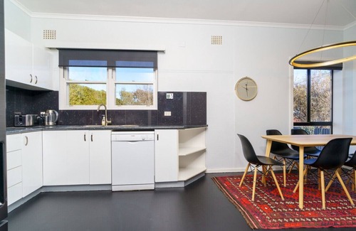 Ainslie Apartment | Classic 2BR with Modern Touch and Garden
