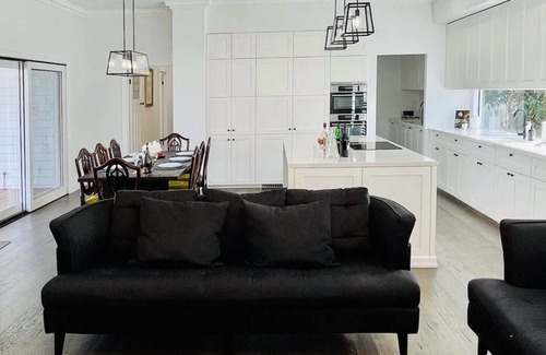 Redan House | Classic 4 Bed Ballarat Elegance
