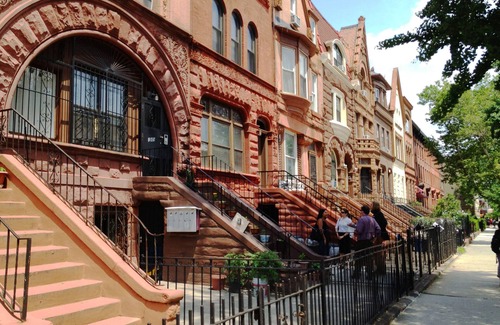 Bedford-Stuyvesant Apartment | Classic Brooklyn Garden Apartment With Easy Access to Manhattan