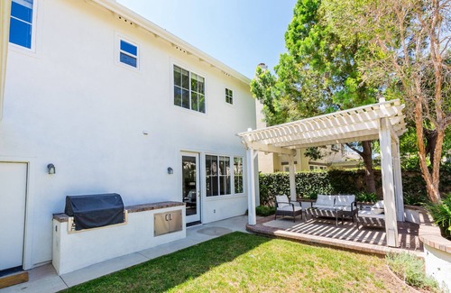 Northpark House | Classic Cali Elegance in Irvine’s Premier Gated Community - 4BR Retreat #40704