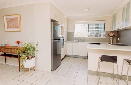 Buddina Apartment | Classic Coastal Retreat across the road from the Surf Club