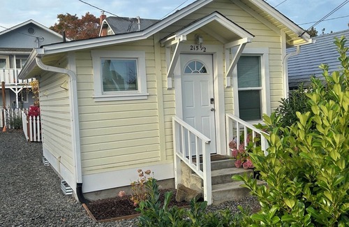 Port Angeles Cottage | Classic Cottage in Port Angeles