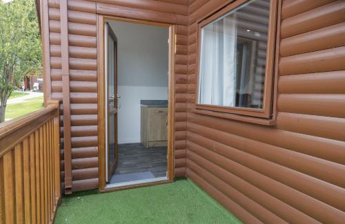 Meliden Apartment | Classic Lodge 15