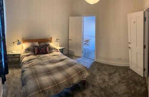Vauxhall House | Classic London Town House