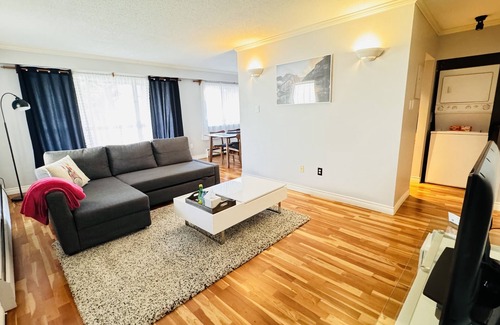 Fairview House | Classic & Quiet 1 Bedroom 1 Bath Across VGH