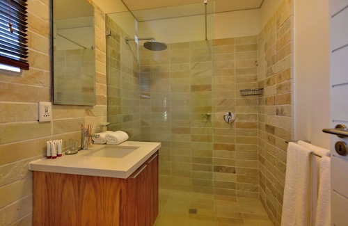 Cloetesville Cabin | Classic Room - Ladybird