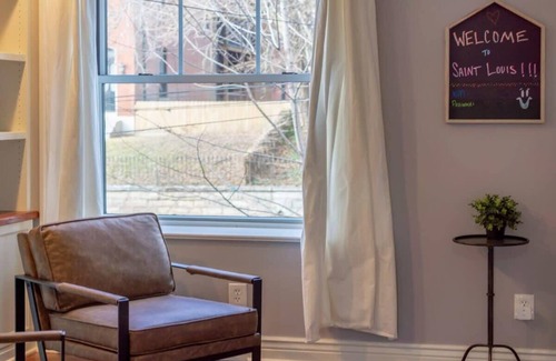 Soulard House | Classic Soulard 4BR | Private Yard/ABODEbucks