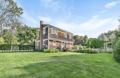 Village of Southampton House | Classic Southampton Village Home with Pool