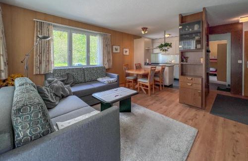 Blausee Apartment | Classic Swiss Mountain Panorama