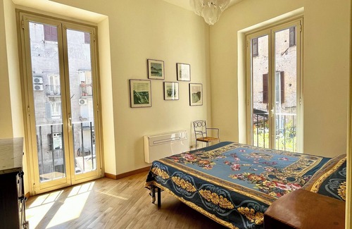 Rione V Ponte Apartment | Classica ed Elegante al Pantheon