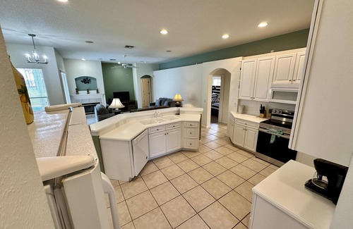 Highlands Reserve House | Classically Elegant 4 Bed Pool Home on Golfing Community