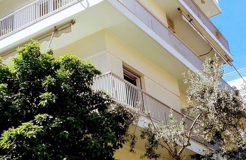 Thissio Apartment | Classy 2 bedroom apartment under Acropolis at Thissio Metro