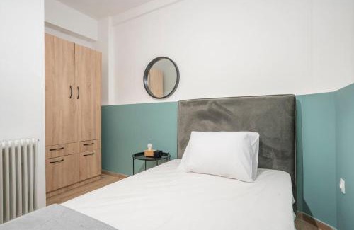 Pangrati Apartment | Classy 2-Bedroom Urban Apartment
