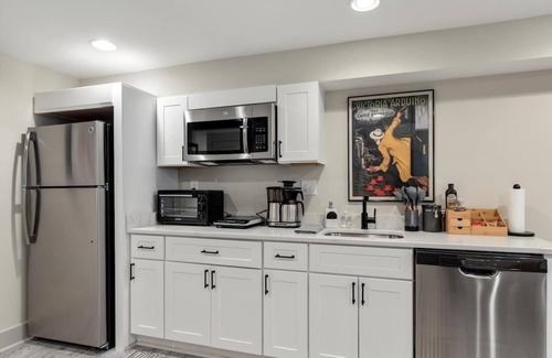 Bloomingdale Apartment | Classy Central DC/Bloomingdale 1-BR Getaway