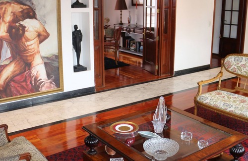 Centro International House | Classy, fine, exquisite house in Bogotá. art+luxe