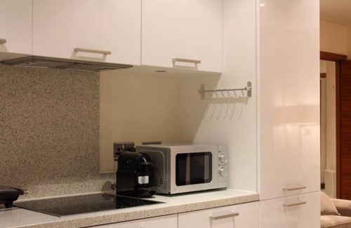 Queenstown Apartment | Classy-Lux Battersea Park Chelsea Bridge Apartment