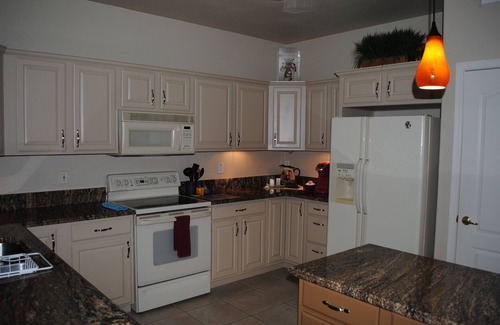 Arizona Traditions House | Classy, remodeled home in over-55, manned-gate neighborhood in Surprise