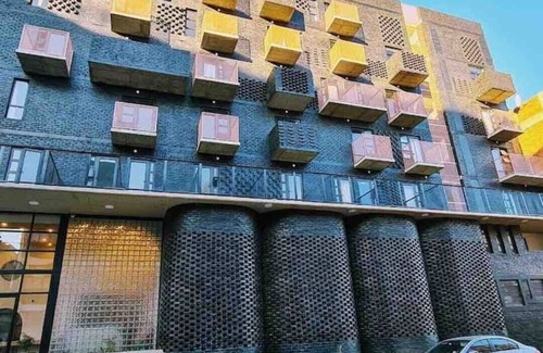 Greater Johannesburg Metropolitan Area Apartment | Classy Studio Apartment in Maboneng